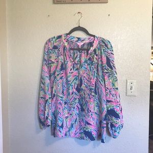 Sold AS IS lilly Elsa. Description is in photos!